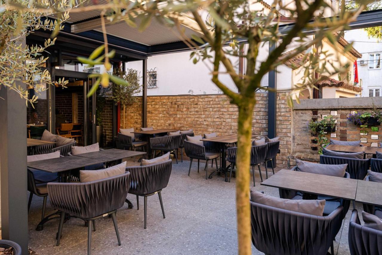Garni Hotel DUM Belgrado Buitenkant foto