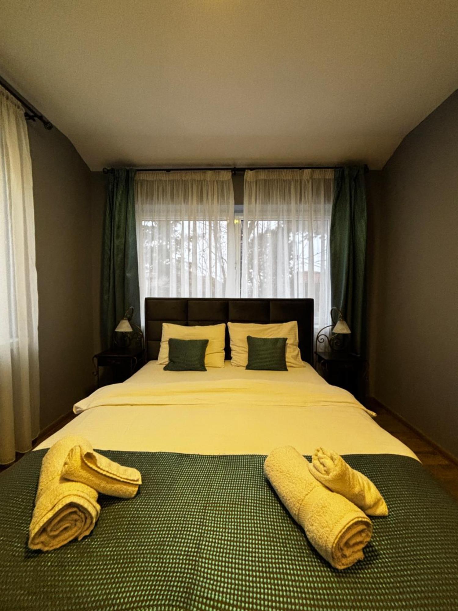 Garni Hotel DUM Belgrado Buitenkant foto