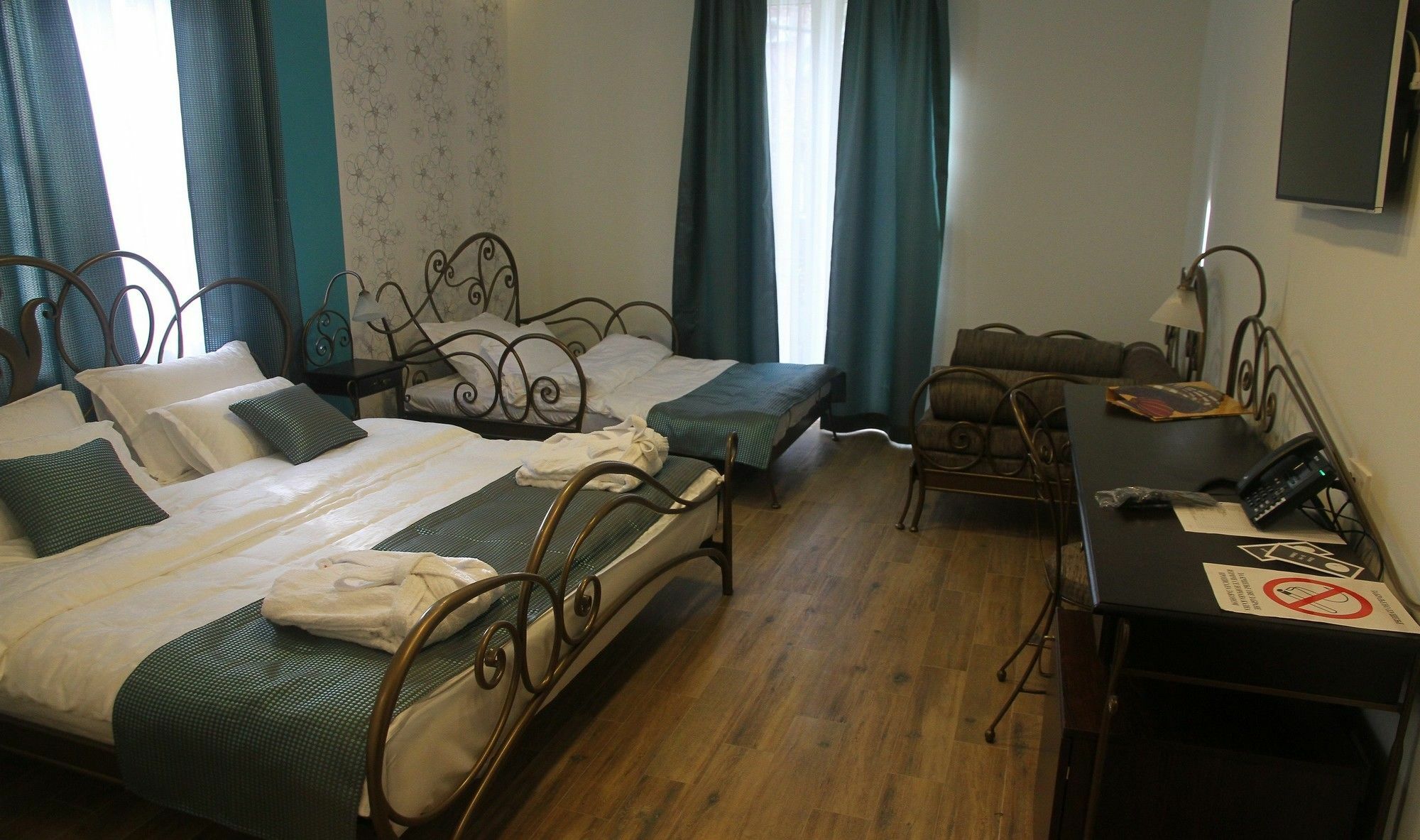 Garni Hotel DUM Belgrado Buitenkant foto